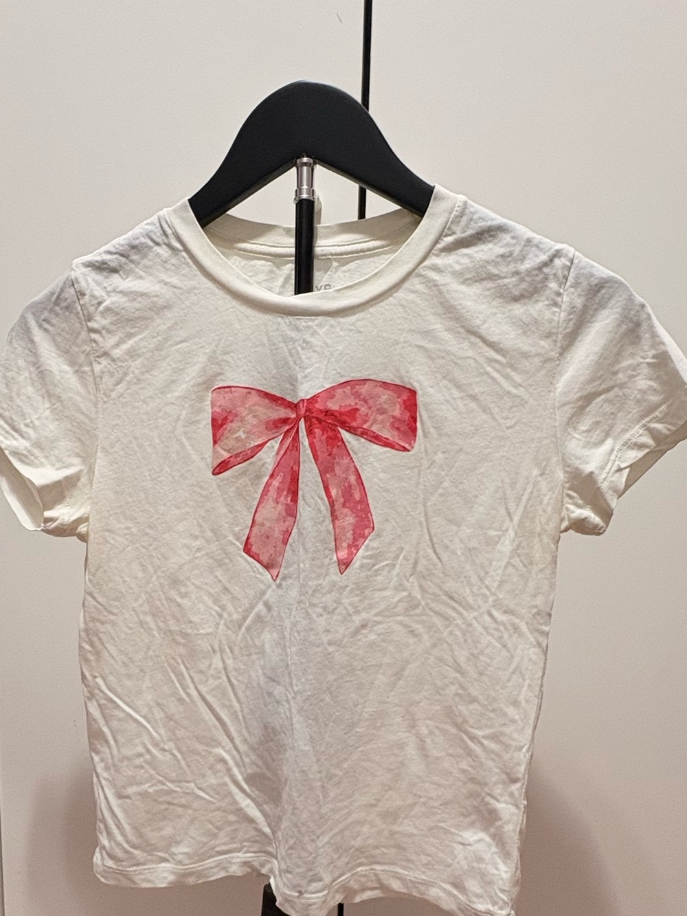 Goodie Two Sleeves White Graphic Bow T-Shirt XS